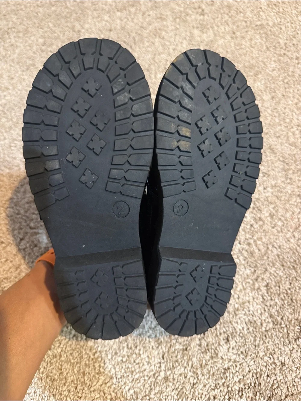 Girls patent dress shoes